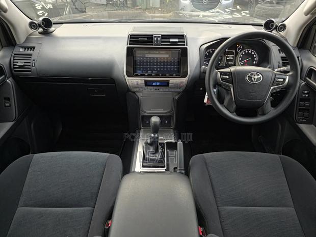 Toyota Land Cruiser Prado 2019 Black