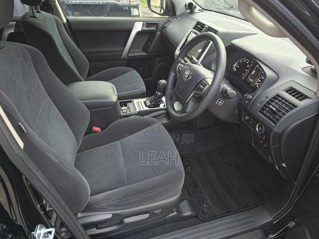 Toyota Land Cruiser Prado 2019 Black
