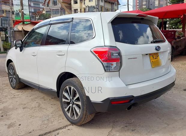 Subaru Forester 2017 White