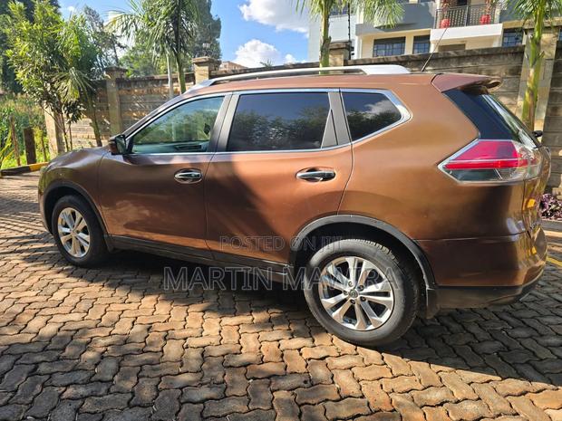 Nissan X-Trail 2014 Brown
