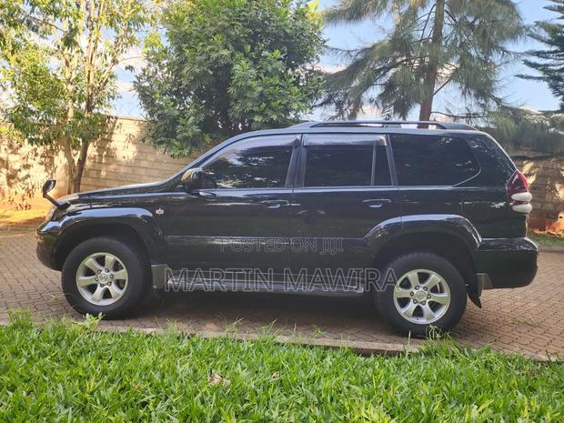 Toyota Land Cruiser Prado 2008 Black