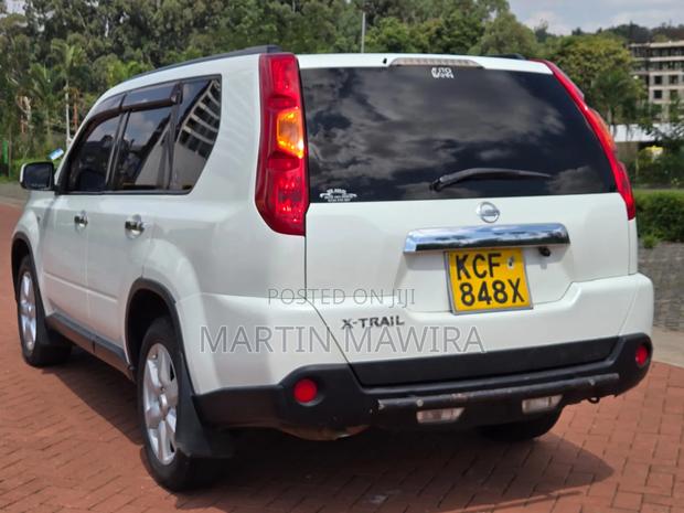 Nissan X-Trail 2009 White