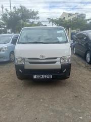 Toyota HiAce 2016 White for sale