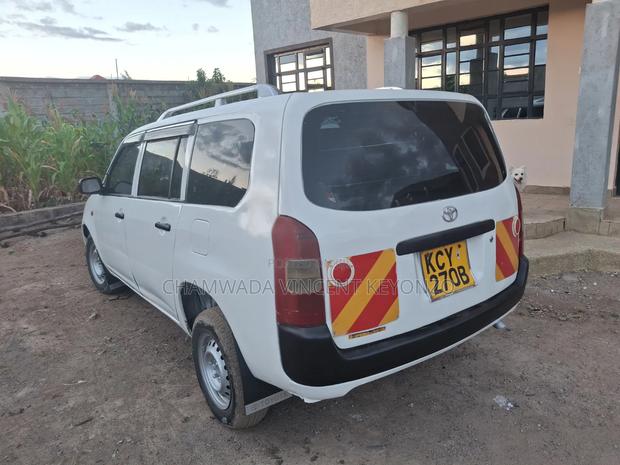 Toyota Probox 1.5 F 4WD 2013 White