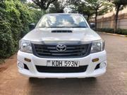 Toyota Hilux 2015 Pearl for sale