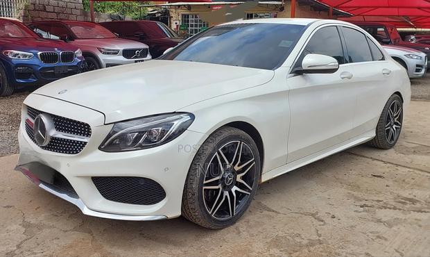 Mercedes-Benz C250 2015 White