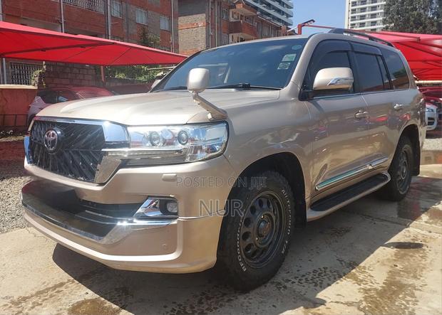 Toyota Land Cruiser 2016 Beige