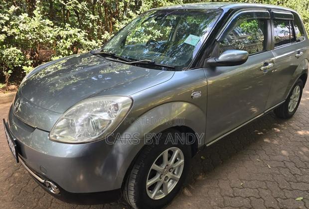 Mazda Verisa 2013 Gray