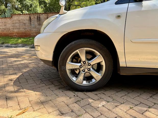 Toyota Harrier 2.4 2010 White