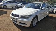 BMW 320i 2009 White for sale