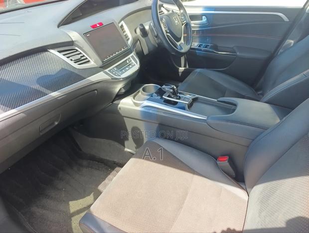 Honda Jade 1.5 Hybrid 2019 Orange