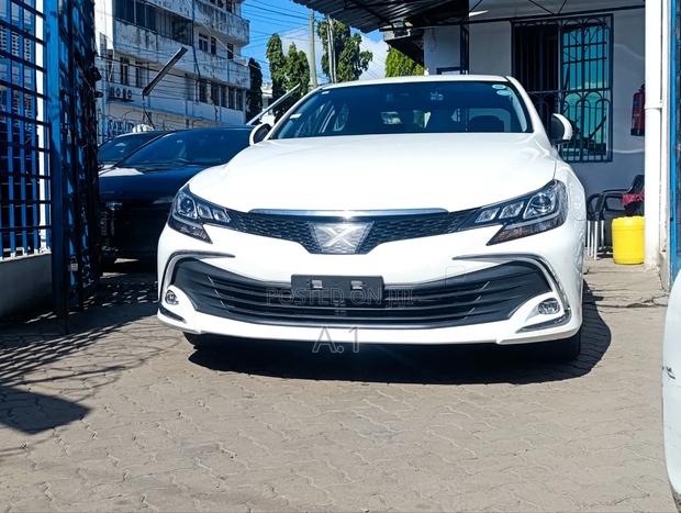 Toyota Mark X 2.5 RWD 2019 White