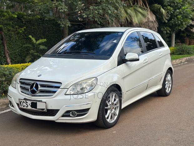 Mercedes-Benz B-Class B180 Petrol 2011 White