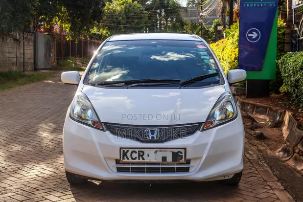 Honda Fit Automatic 2011 White