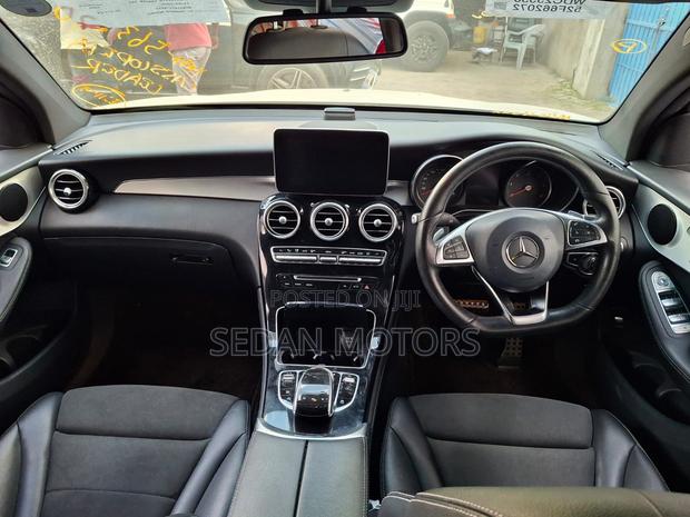 Mercedes-Benz GLC-Class 2019 White