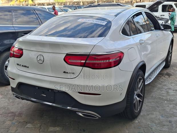 Mercedes-Benz GLC-Class 2019 White