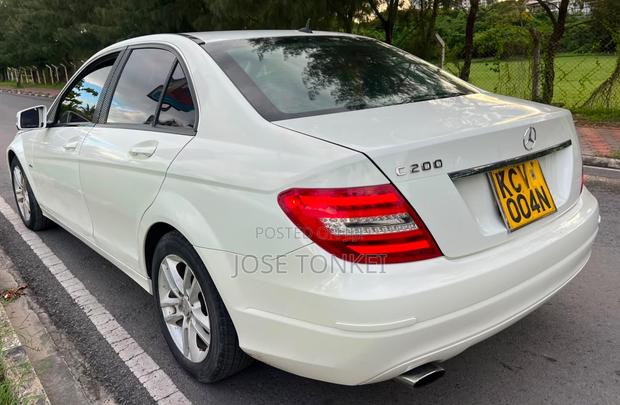 Mercedes-Benz C200 2012 White