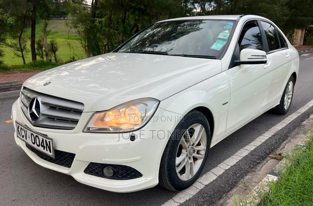 Mercedes-Benz C200 2012 White