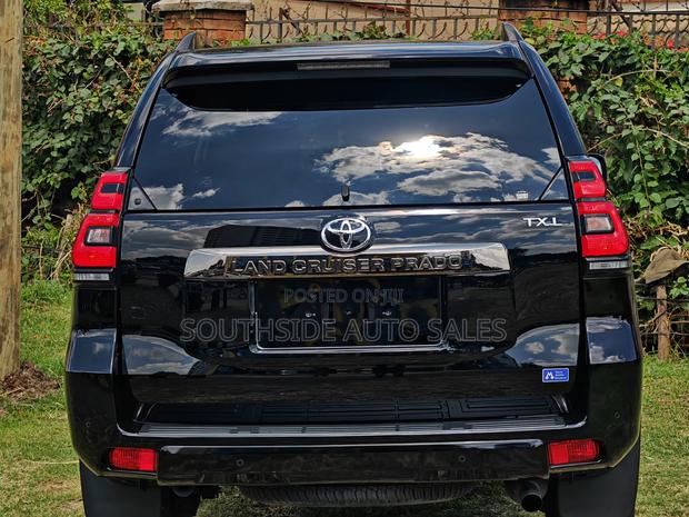 Toyota Land Cruiser Prado 2020 Black