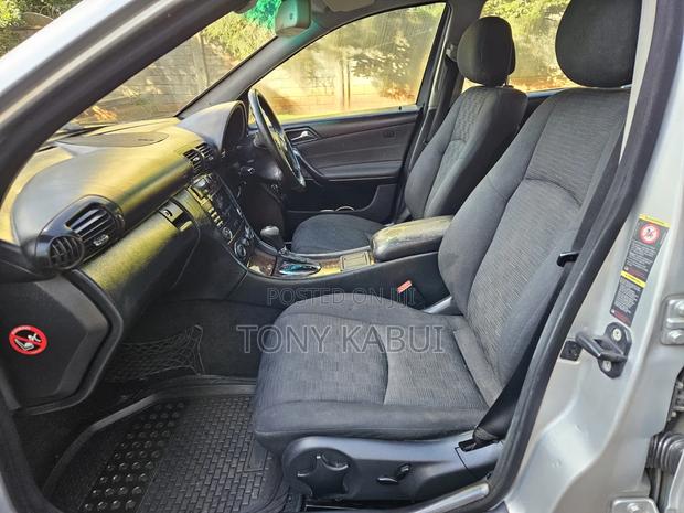 Mercedes-Benz C200 2006 Silver