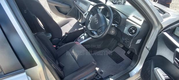 Toyota Corolla Fielder 2018 Silver