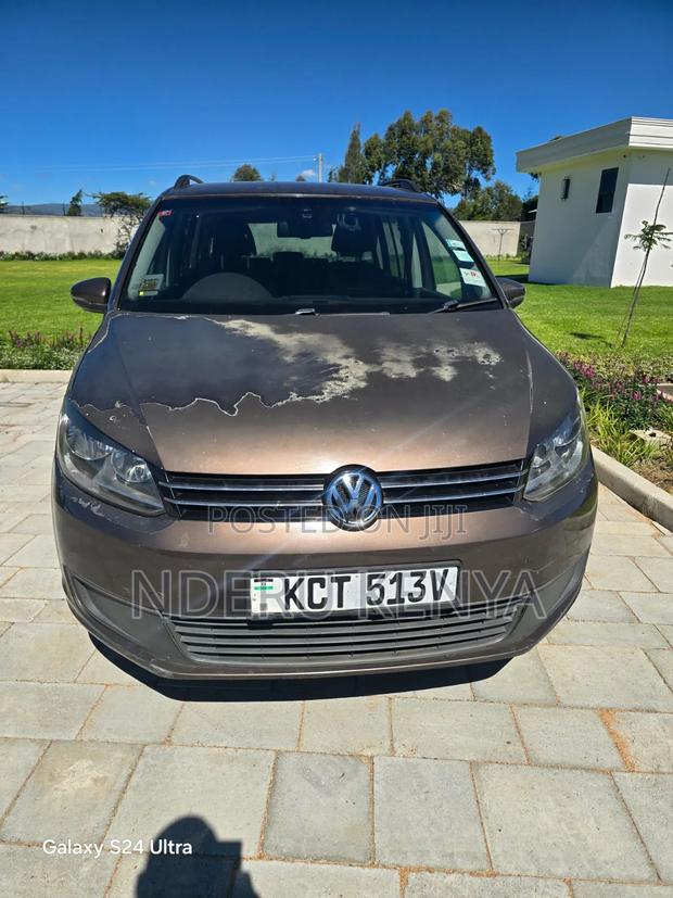 Volkswagen Touran 1.4 TSI 2011 Brown