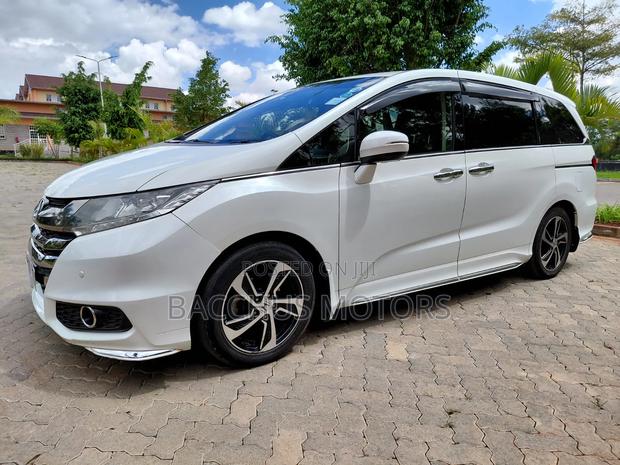 Honda Odyssey 2016 White