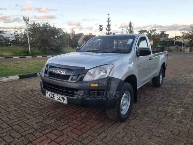 Isuzu D-MAX 2015 Silver