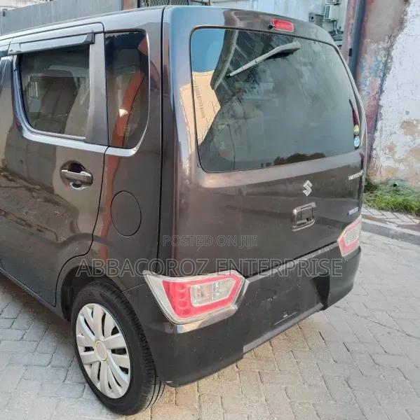 Suzuki Wagon R 2018 Brown