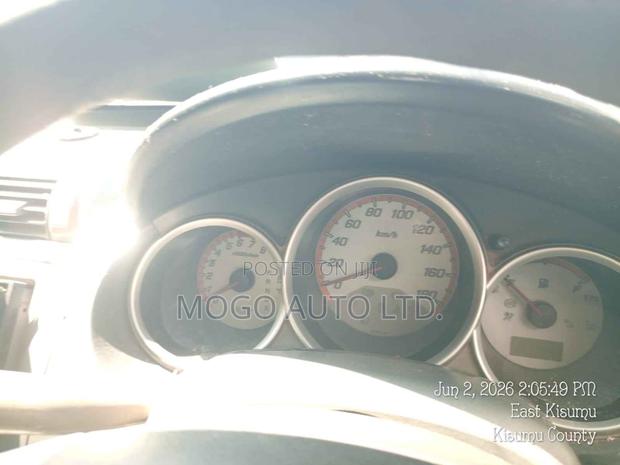 Honda Fit Aria 2005 Gray