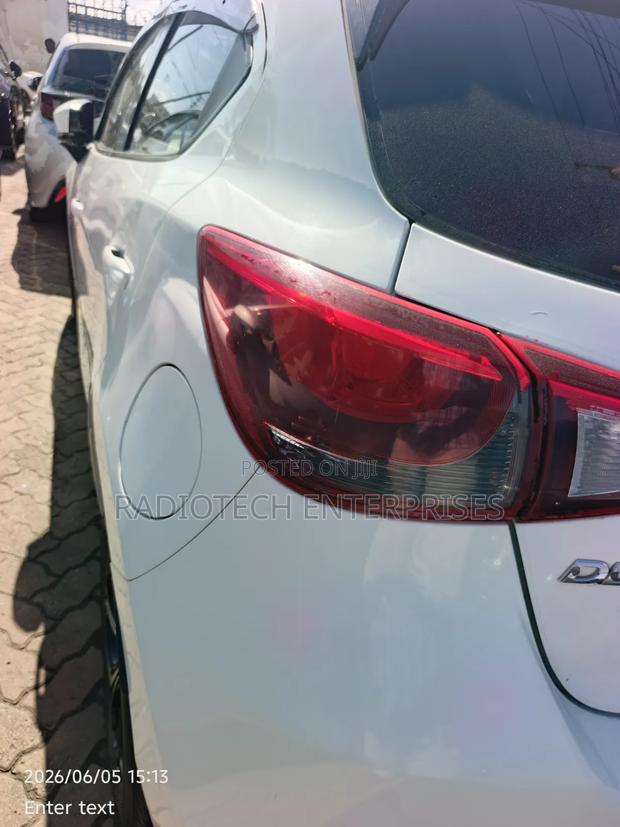 Mazda Demio 2017 White