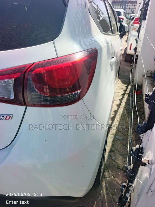 Mazda Demio 2017 White