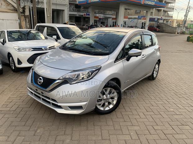 Nissan Note 1.2 Hybrid 2019 Silver