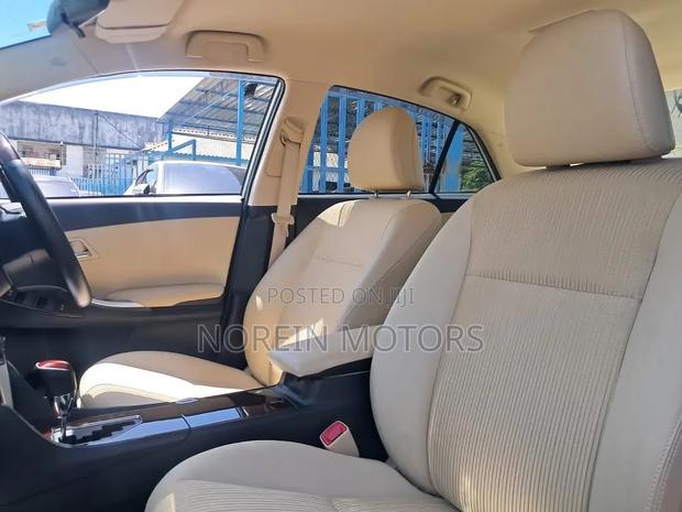 Toyota Premio 1.5 FWD 2019 Silver