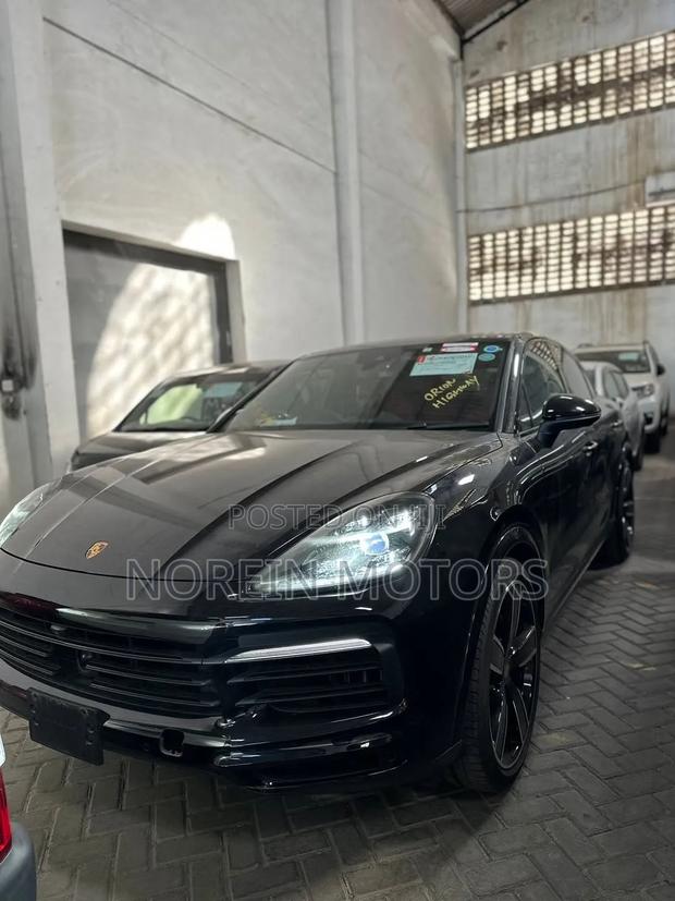 Porsche Cayenne 2020 Matt Black
