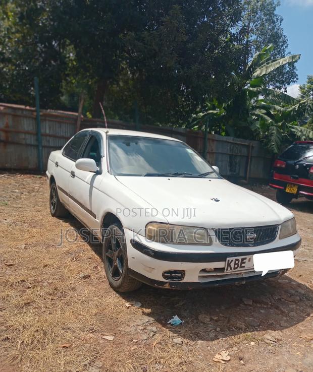 Nissan Sunny 2003 White