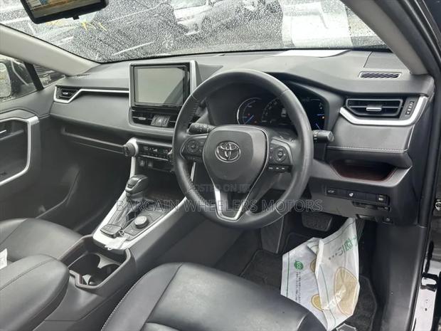 Toyota RAV4 Hybrid 2020 Black