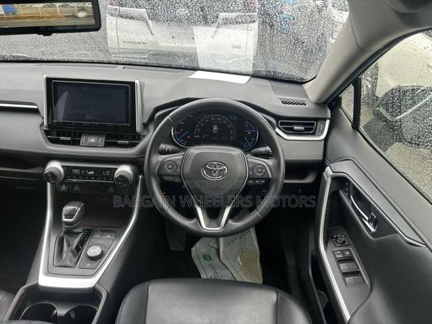 Toyota RAV4 Hybrid 2020 Black