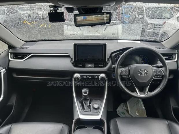 Toyota RAV4 Hybrid 2020 Black