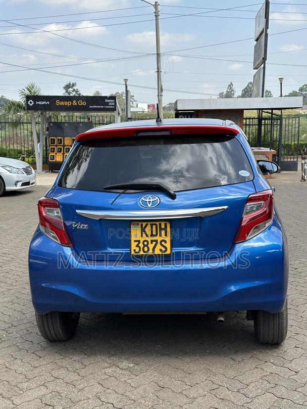 Toyota Vitz 1.3 AWD 5dr 2015 Blue
