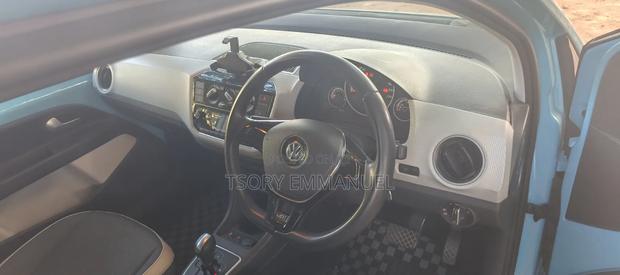 Volkswagen Up 2019 Blue