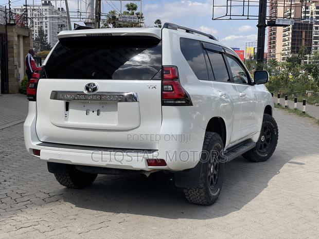 Toyota Land Cruiser Prado 2.7 2019 White
