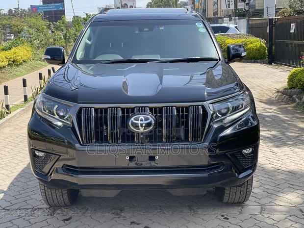 Toyota Land Cruiser Prado 2.8 2021 Black