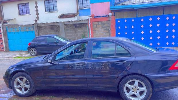Mercedes-Benz C-Class C 180 Kompressor (W203) 2005 Black
