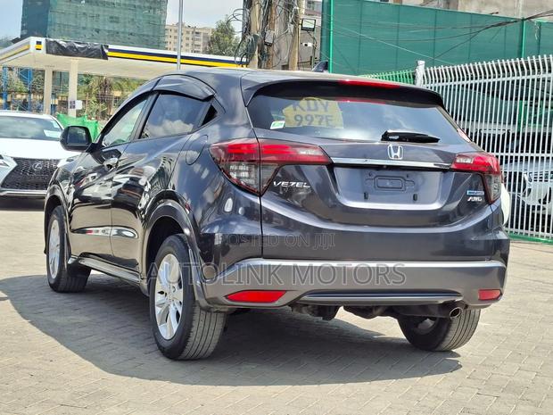 Honda Vezel 2019 Gray