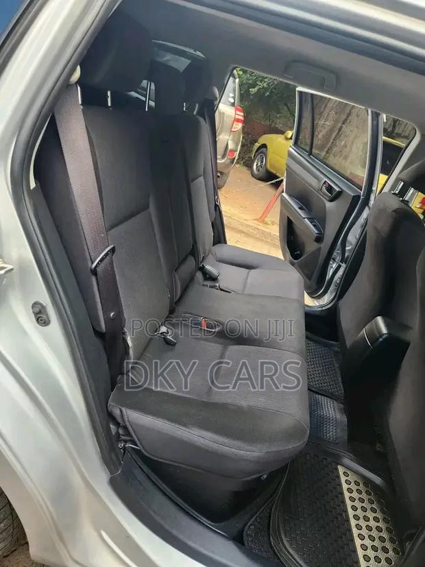 Toyota Corolla Fielder 2019