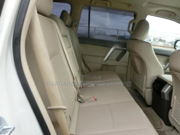 Toyota Land Cruiser Prado 2019 Pearl