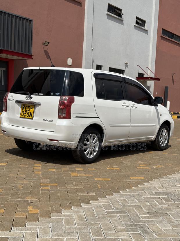 Toyota Raum 2008 White