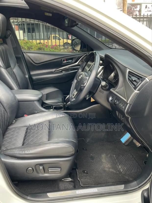 Toyota Harrier 2.0 2018 Pearl