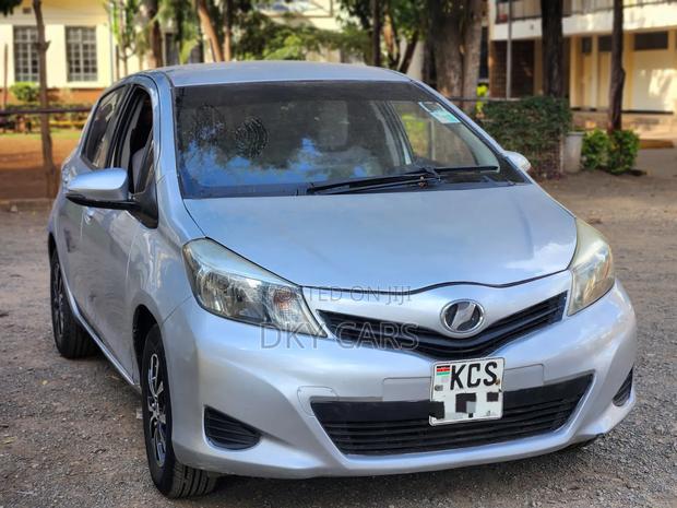 Toyota Vitz 2013